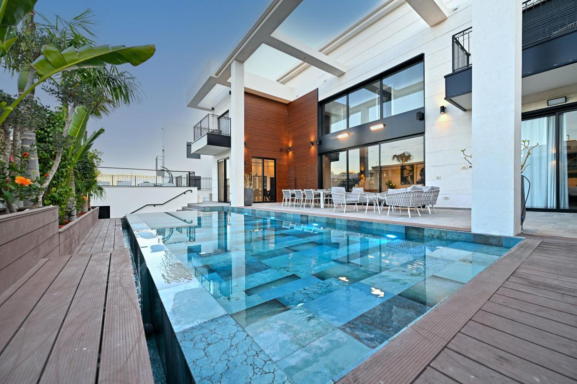 Villa Six Eilat Exteriör bild