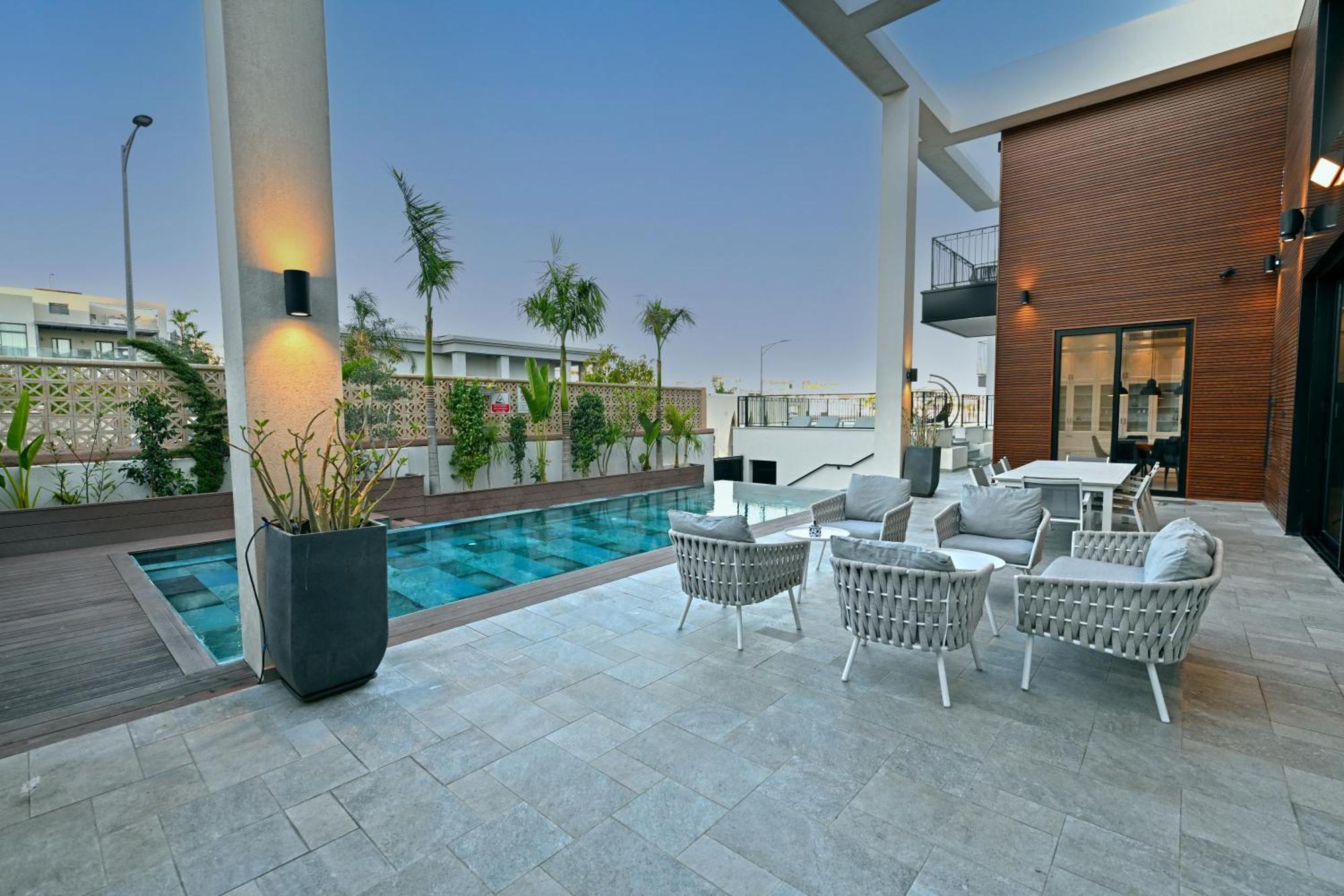 Villa Six Eilat Exteriör bild
