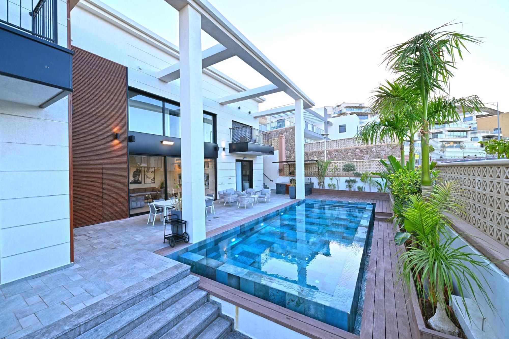 Villa Six Eilat Exteriör bild